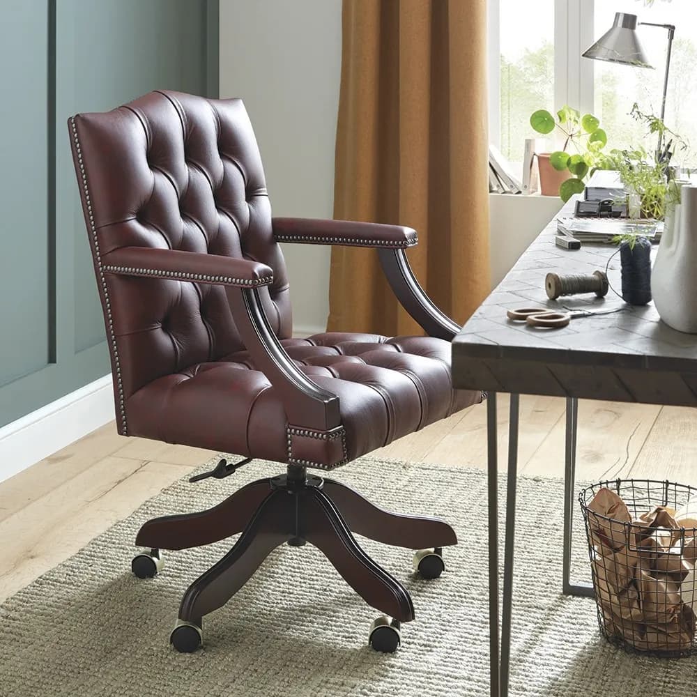 Gainsborough Swivel Chair - Chesterfield Chairs from Sofas by Saxon UK