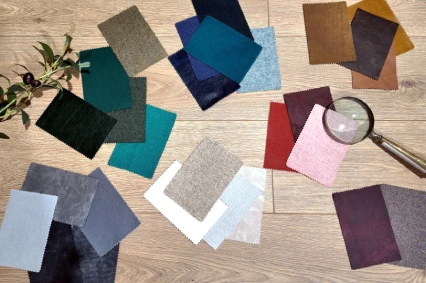 Get Free Samples On Us
We’ll send you up to six free leather and fabric samples to try at home and find your perfect feel.
Pick Your Free Samples