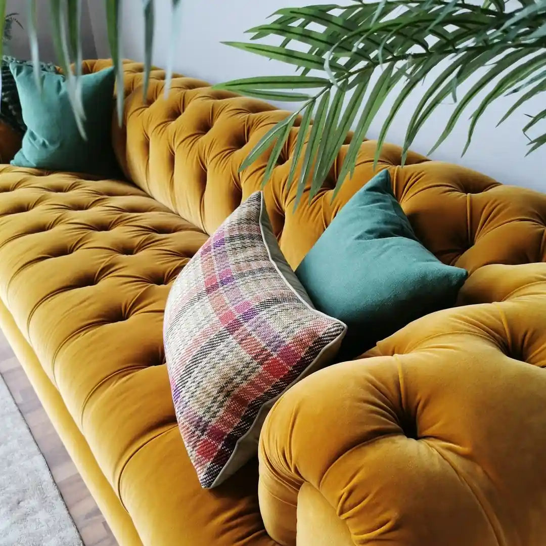 9_6_yellow-sofa.webp